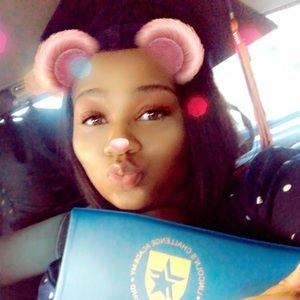 Meet your Posher, Andrellea